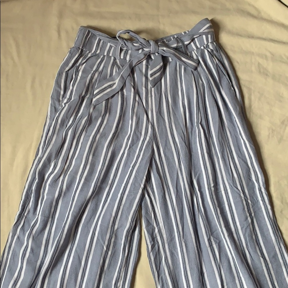 Hollister pants